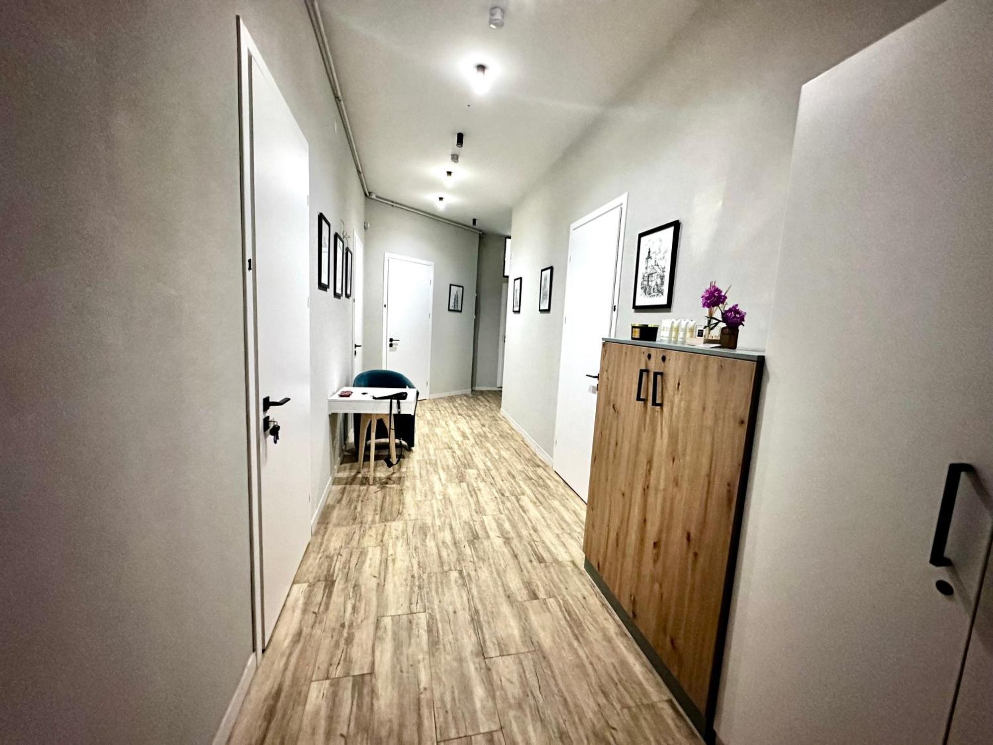 Hotel Gallery 21 Львов Экстерьер фото